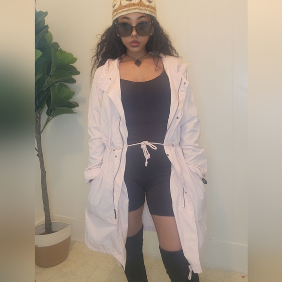 Kenneth Cole New York hooded rain coat - Picture 4 of 7